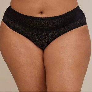 Torrid 4 way stretch midrise lace panty